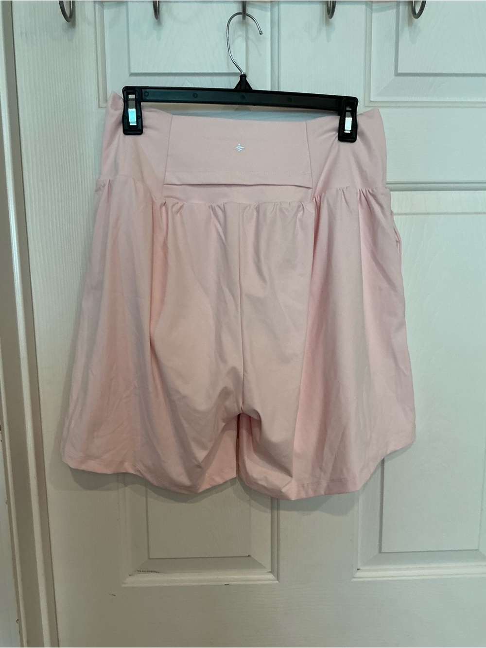 HALARA Light Pink Skort - Flared High-Waist Athletic Style - Picture 2 of 2